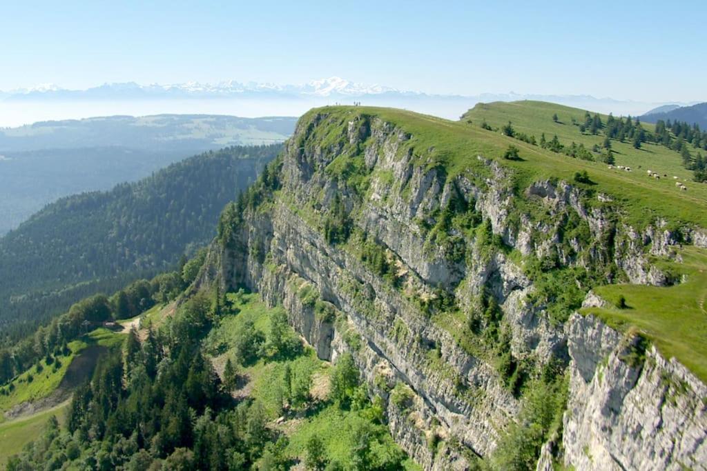 Appartement Au Pied Des Pistes Les Fourgs Exteriör bild